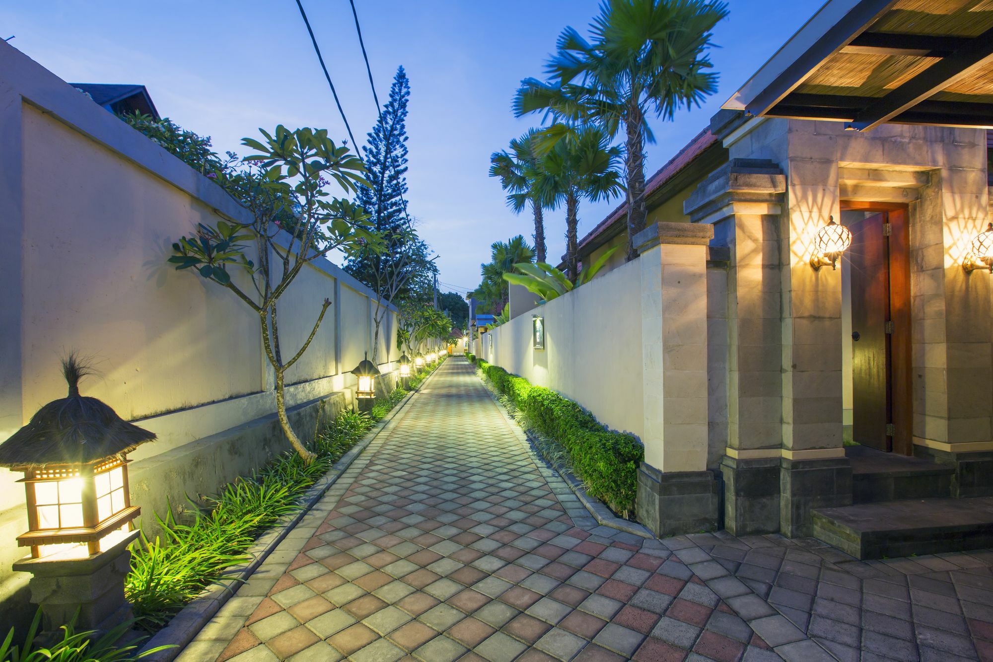 Kubal Bed And Living Wisma tamu 2*