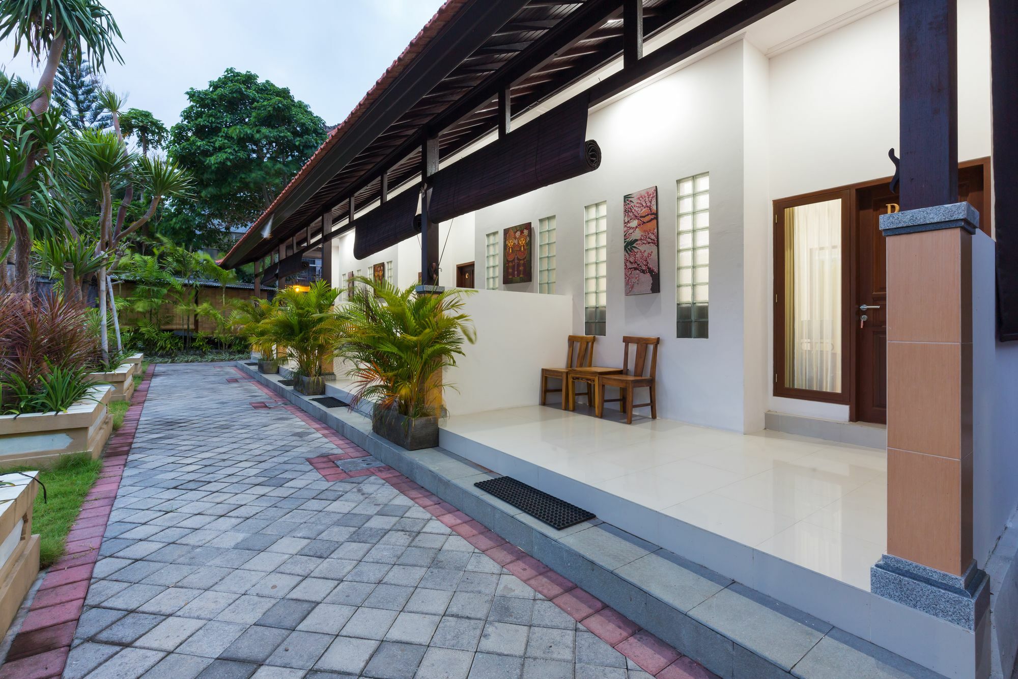 Wisma tamu Kubal Bed And Living Seminyak (Bali)