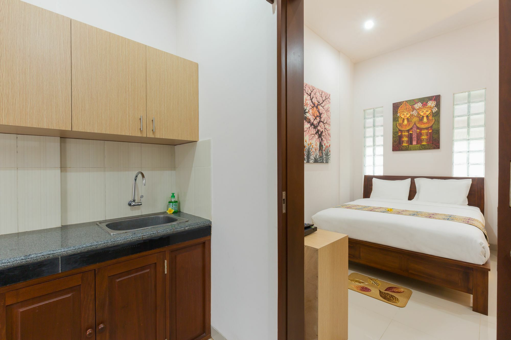 Kubal Bed And Living